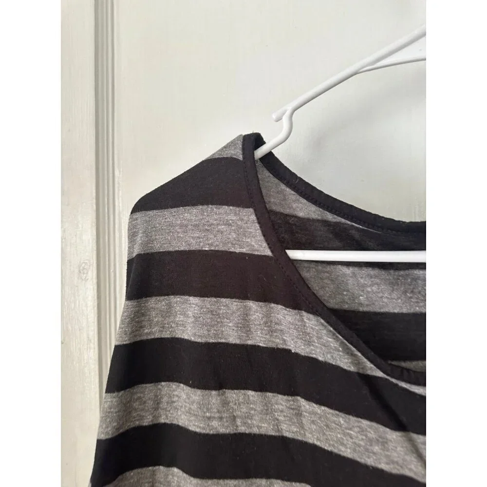 Tresics women’s size small black and grey striped shirt